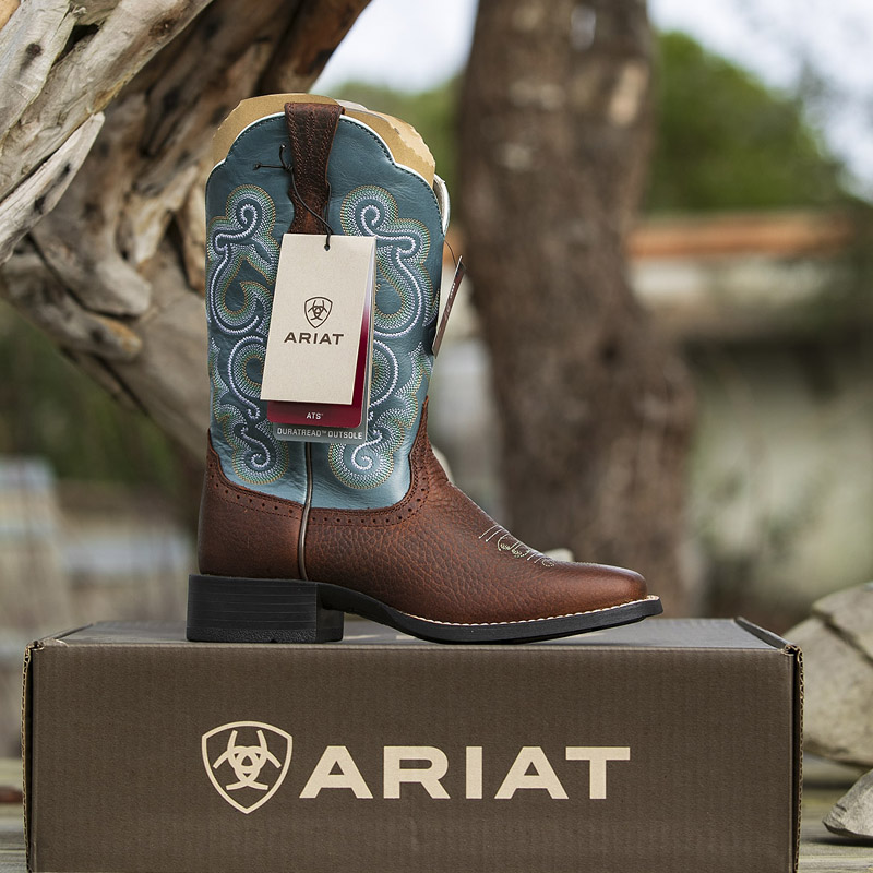 ariat